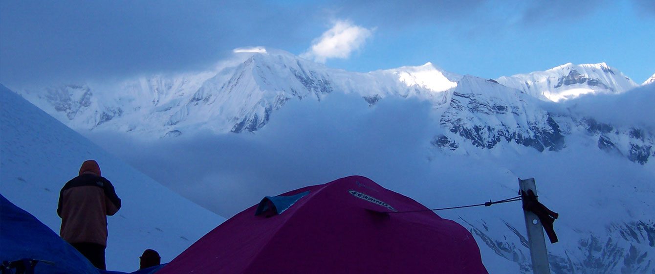 Expedition in Putha Hiunchuli